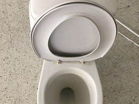 WC-pönttö Arabia, Kylpyhuoneet, WC:t ja saunat, Rakennustarvikkeet ja työkalut, Seinäjoki, Tori.fi WC-pönttö Arabia, Kylpyhuoneet, WC:t ja saunat, Rakennustarvikkeet ja työkalut, Seinäjoki, Tori.fi
