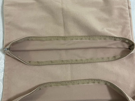 Sametti uusi vastaava beige väri tyynyliinat 42x42, Matot ja tekstiilit, Sisustus ja huonekalut, Helsinki, Tori.fi Sametti uusi vastaava beige väri tyynyliinat 42x42, Matot ja tekstiilit, Sisustus ja huonekalut, Helsinki, Tori.fi