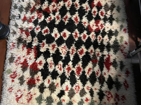 Harlekiini ryijy 110x170cm, Matot ja tekstiilit, Sisustus ja huonekalut, Hyvinkää, Tori.fi Harlekiini ryijy 110x170cm, Matot ja tekstiilit, Sisustus ja huonekalut, Hyvinkää, Tori.fi