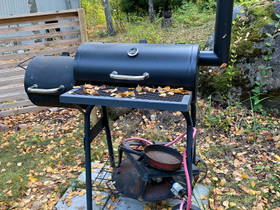 Savustin, Pihakalusteet ja grillit, Piha ja puutarha, Lohja, Tori.fi Savustin, Pihakalusteet ja grillit, Piha ja puutarha, Lohja, Tori.fi