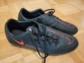 Nike Phantom GT Academy AG koko 42,5, Jalkapallo, Urheilu ja ulkoilu, Helsinki, Tori.fi Nike Phantom GT Academy AG koko 42,5, Jalkapallo, Urheilu ja ulkoilu, Helsinki, Tori.fi