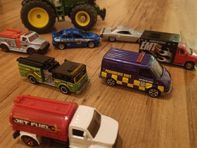 Auto paketti, Lelut ja pelit, Lastentarvikkeet ja lelut, Masku, Tori.fi Auto paketti, Lelut ja pelit, Lastentarvikkeet ja lelut, Masku, Tori.fi