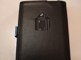 Exentri lompakko, Muut asusteet, Asusteet ja kellot, Nokia, Tori.fi Exentri lompakko, Muut asusteet, Asusteet ja kellot, Nokia, Tori.fi