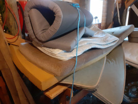 Vanhoja patjoja/petareita., Muut eläintarvikkeet, Lemmikkieläimet, Suonenjoki, Tori.fi Vanhoja patjoja/petareita., Muut eläintarvikkeet, Lemmikkieläimet, Suonenjoki, Tori.fi