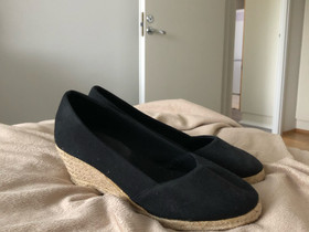 Mewear kiilokorot, Vaatteet ja kengät, Mikkeli, Tori.fi Mewear kiilokorot, Vaatteet ja kengät, Mikkeli, Tori.fi