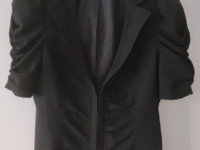 Musta siisti lyhythihainen jakku, koko 38