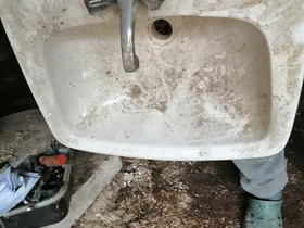 Pytty ja allas, Kylpyhuoneet, WC:t ja saunat, Rakennustarvikkeet ja työkalut, Kauhava, Tori.fi Pytty ja allas, Kylpyhuoneet, WC:t ja saunat, Rakennustarvikkeet ja työkalut, Kauhava, Tori.fi