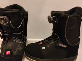 Head JR koko38-39,5 lumilautailu kengät., Pelit ja muut harrastukset, Mäntsälä, Tori.fi Head JR koko38-39,5 lumilautailu kengät., Pelit ja muut harrastukset, Mäntsälä, Tori.fi