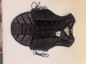 Tipperary eventer vest koko: YS, Muut hevostarvikkeet, Hevoset ja hevosurheilu, Oulu, Tori.fi Tipperary eventer vest koko: YS, Muut hevostarvikkeet, Hevoset ja hevosurheilu, Oulu, Tori.fi