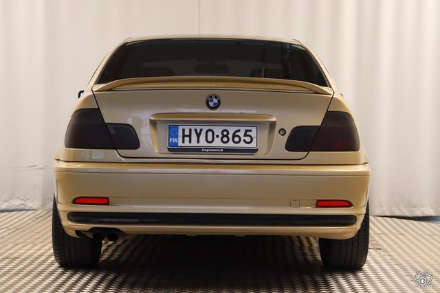 BMW 320 6