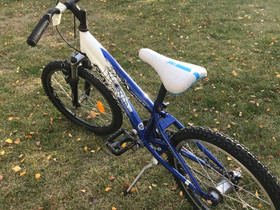 Raleigh lastenpyörä, Lasten pyörät, Polkupyörät ja pyöräily, Helsinki, Tori.fi Raleigh lastenpyörä, Lasten pyörät, Polkupyörät ja pyöräily, Helsinki, Tori.fi