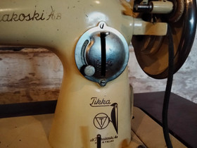 Tikkakosken ompelukone, Käsityöt, Hämeenkyrö, Tori.fi Tikkakosken ompelukone, Käsityöt, Hämeenkyrö, Tori.fi