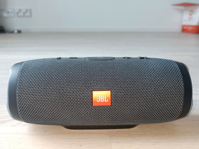 JBL Charge Essentiel Kaiutin, Audio ja musiikkilaitteet, Viihde-elektroniikka, Espoo, Tori.fi JBL Charge Essentiel Kaiutin, Audio ja musiikkilaitteet, Viihde-elektroniikka, Espoo, Tori.fi