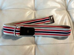 Tommy Hilfiger vyö 95cm, Muut asusteet, Asusteet ja kellot, Vantaa, Tori.fi Tommy Hilfiger vyö 95cm, Muut asusteet, Asusteet ja kellot, Vantaa, Tori.fi