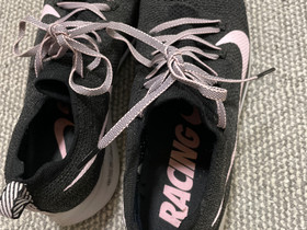 Nike zoom fly juoksulenkkarit, Juoksu ja lenkkeily, Urheilu ja ulkoilu, Espoo, Tori.fi Nike zoom fly juoksulenkkarit, Juoksu ja lenkkeily, Urheilu ja ulkoilu, Espoo, Tori.fi