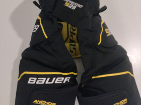Bauer Supreme s29 suojahousut kaksilla päällisillä, Jääkiekko ja luistelu, Urheilu ja ulkoilu, Tampere, Tori.fi Bauer Supreme s29 suojahousut kaksilla päällisillä, Jääkiekko ja luistelu, Urheilu ja ulkoilu, Tampere, Tori.fi