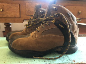 Aigle kengät 38,5, Muut hevostarvikkeet, Hevoset ja hevosurheilu, Sastamala, Tori.fi Aigle kengät 38,5, Muut hevostarvikkeet, Hevoset ja hevosurheilu, Sastamala, Tori.fi