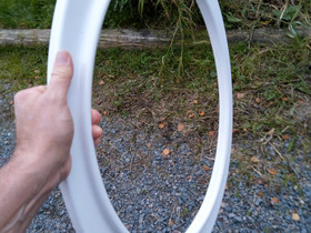 Kylpyhuone/wc-peili, posliini, Kylpyhuoneet, WC:t ja saunat, Rakennustarvikkeet ja työkalut, Kauhajoki, Tori.fi Kylpyhuone/wc-peili, posliini, Kylpyhuoneet, WC:t ja saunat, Rakennustarvikkeet ja työkalut, Kauhajoki, Tori.fi