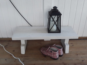 Valkoinen matala puupenkki, Pöydät ja tuolit, Sisustus ja huonekalut, Järvenpää, Tori.fi Valkoinen matala puupenkki, Pöydät ja tuolit, Sisustus ja huonekalut, Järvenpää, Tori.fi