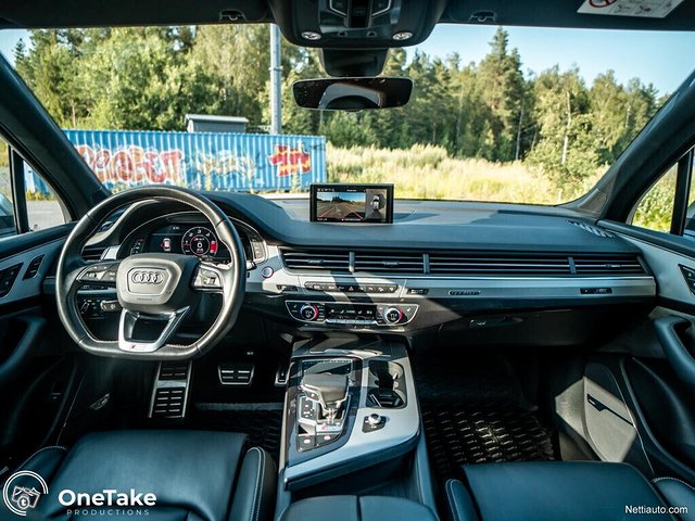 Audi SQ7 10