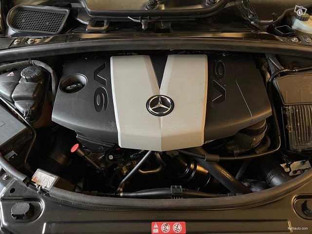 Mercedes-Benz R 17