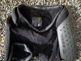 Dainese krossi suoja housut, Ajoasut, kengät ja kypärät, Mototarvikkeet ja varaosat, Ylöjärvi, Tori.fi Dainese krossi suoja housut, Ajoasut, kengät ja kypärät, Mototarvikkeet ja varaosat, Ylöjärvi, Tori.fi