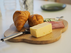 Tarjoilualusta, tammea, Muut keittiötarvikkeet, Keittiötarvikkeet ja astiat, Seinäjoki, Tori.fi Tarjoilualusta, tammea, Muut keittiötarvikkeet, Keittiötarvikkeet ja astiat, Seinäjoki, Tori.fi