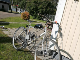 Pyörän apumoottori setti, Muut motot, Moto, Kuortane, Tori.fi Pyörän apumoottori setti, Muut motot, Moto, Kuortane, Tori.fi