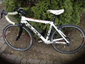 Olmo maantiepyörä, Kilpapyörät, Polkupyörät ja pyöräily, Espoo, Tori.fi Olmo maantiepyörä, Kilpapyörät, Polkupyörät ja pyöräily, Espoo, Tori.fi