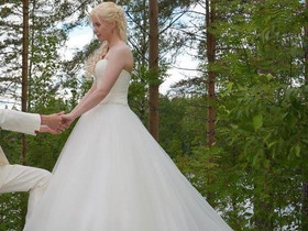 Hääpuku, koko US8 (38), Vaatteet ja kengät, Siilinjärvi, Tori.fi Hääpuku, koko US8 (38), Vaatteet ja kengät, Siilinjärvi, Tori.fi