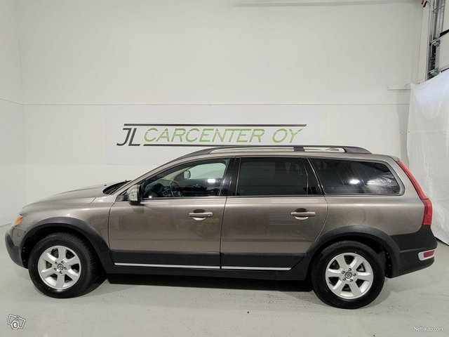 Volvo XC70 5