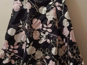 Mekko koko 38, Vaatteet ja kengät, Juva, Tori.fi Mekko koko 38, Vaatteet ja kengät, Juva, Tori.fi