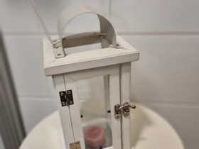 Valkoinen lyhty kynttilälle (nro 1), Muu sisustus, Sisustus ja huonekalut, Helsinki, Tori.fi Valkoinen lyhty kynttilälle (nro 1), Muu sisustus, Sisustus ja huonekalut, Helsinki, Tori.fi