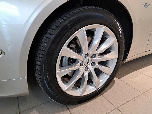 VOLVO S90 18