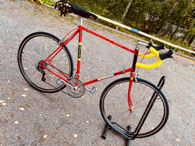 Raleigh Team Raleigh vintage kilpuri, Kilpapyörät, Polkupyörät ja pyöräily, Järvenpää, Tori.fi Raleigh Team Raleigh vintage kilpuri, Kilpapyörät, Polkupyörät ja pyöräily, Järvenpää, Tori.fi