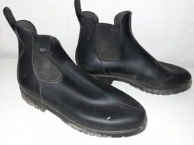 Kumiset jodhpurit koko 40, Muut hevostarvikkeet, Hevoset ja hevosurheilu, Tornio, Tori.fi Kumiset jodhpurit koko 40, Muut hevostarvikkeet, Hevoset ja hevosurheilu, Tornio, Tori.fi