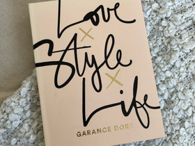 Love, style, life - Carance Dore, Harrastekirjat, Kirjat ja lehdet, Seinäjoki, Tori.fi Love, style, life - Carance Dore, Harrastekirjat, Kirjat ja lehdet, Seinäjoki, Tori.fi