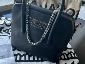 MARC JACOBS laukku, Laukut ja hatut, Asusteet ja kellot, Helsinki, Tori.fi MARC JACOBS laukku, Laukut ja hatut, Asusteet ja kellot, Helsinki, Tori.fi