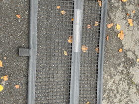 BMW X5 (vm 03) tavaratilan verkko, Lisävarusteet ja autotarvikkeet, Auton varaosat ja tarvikkeet, Seinäjoki, Tori.fi BMW X5 (vm 03) tavaratilan verkko, Lisävarusteet ja autotarvikkeet, Auton varaosat ja tarvikkeet, Seinäjoki, Tori.fi