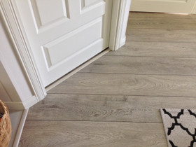 Kronoflooring lankkulaminaatti (242 mm), 63 m2, Ikkunat, ovet ja lattiat, Rakennustarvikkeet ja työkalut, Lumijoki, Tori.fi Kronoflooring lankkulaminaatti (242 mm), 63 m2, Ikkunat, ovet ja lattiat, Rakennustarvikkeet ja työkalut, Lumijoki, Tori.fi
