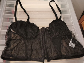UUSI SHEIN musta pitsitoppi, koko M/ 38, Vaatteet ja kengät, Kangasala, Tori.fi UUSI SHEIN musta pitsitoppi, koko M/ 38, Vaatteet ja kengät, Kangasala, Tori.fi