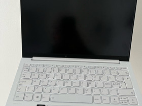Lenovo Yoga Slim 7i Carbon, Kannettavat, Tietokoneet ja lisälaitteet, Vaasa, Tori.fi Lenovo Yoga Slim 7i Carbon, Kannettavat, Tietokoneet ja lisälaitteet, Vaasa, Tori.fi