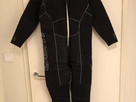 Uudenveroinen Waterproof märkäpuku, Uinti ja sukellus, Urheilu ja ulkoilu, Espoo, Tori.fi Uudenveroinen Waterproof märkäpuku, Uinti ja sukellus, Urheilu ja ulkoilu, Espoo, Tori.fi