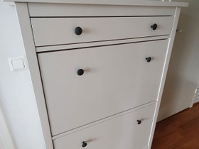 IKEA Hemnes kenkäkaappi, Hyllyt ja säilytys, Sisustus ja huonekalut, Helsinki, Tori.fi IKEA Hemnes kenkäkaappi, Hyllyt ja säilytys, Sisustus ja huonekalut, Helsinki, Tori.fi