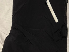 Helly Hansen toppahousut, Vaatteet ja kengät, Hämeenlinna, Tori.fi Helly Hansen toppahousut, Vaatteet ja kengät, Hämeenlinna, Tori.fi