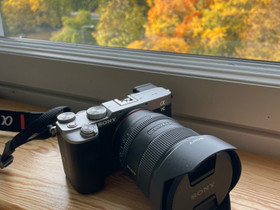 Sony A7C + Sony 20mm F1.8 G + 28-60mm Kit Lens, Kamerat, Kamerat ja valokuvaus, Turku, Tori.fi Sony A7C + Sony 20mm F1.8 G + 28-60mm Kit Lens, Kamerat, Kamerat ja valokuvaus, Turku, Tori.fi