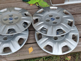 Fiat 14tuuman pölykapselit, Lisävarusteet ja autotarvikkeet, Auton varaosat ja tarvikkeet, Heinola, Tori.fi Fiat 14tuuman pölykapselit, Lisävarusteet ja autotarvikkeet, Auton varaosat ja tarvikkeet, Heinola, Tori.fi