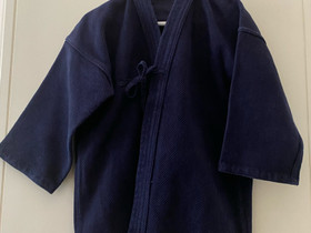 Kendo, jodo, kenjutsu Gi takki, Kamppailulajit, Urheilu ja ulkoilu, Helsinki, Tori.fi Kendo, jodo, kenjutsu Gi takki, Kamppailulajit, Urheilu ja ulkoilu, Helsinki, Tori.fi
