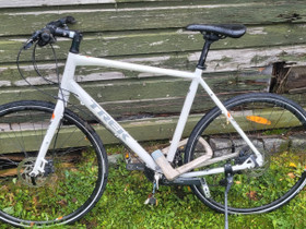 Hybridi trek polkupyörä koko 27.5, Hybridipyörät, Polkupyörät ja pyöräily, Vaasa, Tori.fi Hybridi trek polkupyörä koko 27.5, Hybridipyörät, Polkupyörät ja pyöräily, Vaasa, Tori.fi