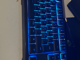 Razer ornata chroma näppäimistö, Muu tietotekniikka, Tietokoneet ja lisälaitteet, Vantaa, Tori.fi Razer ornata chroma näppäimistö, Muu tietotekniikka, Tietokoneet ja lisälaitteet, Vantaa, Tori.fi